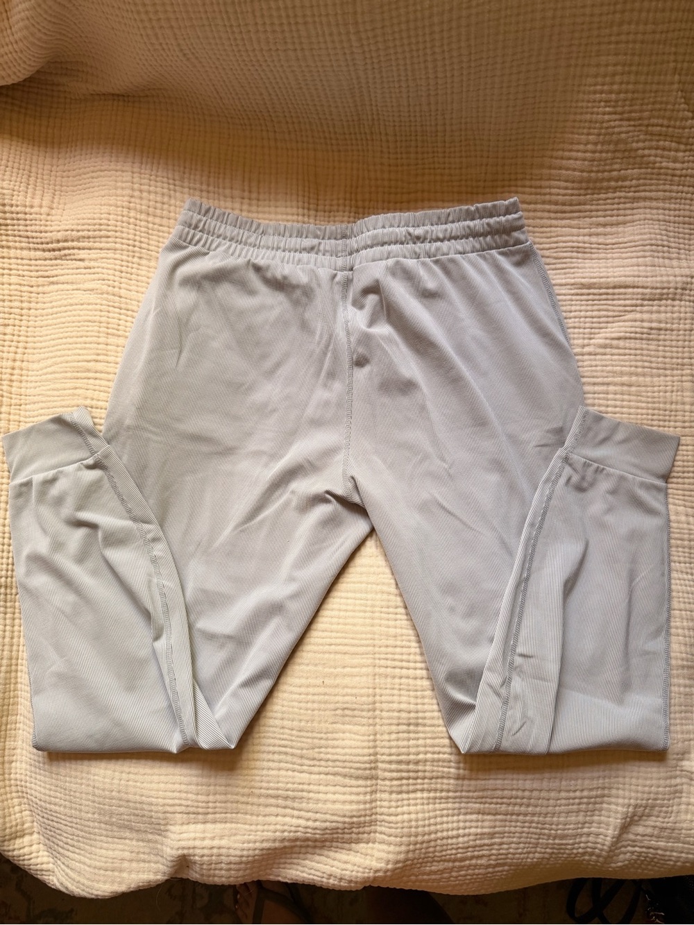 Vuori Light Gray Jogger Leggings with Drawstring - Picture 3 of 3